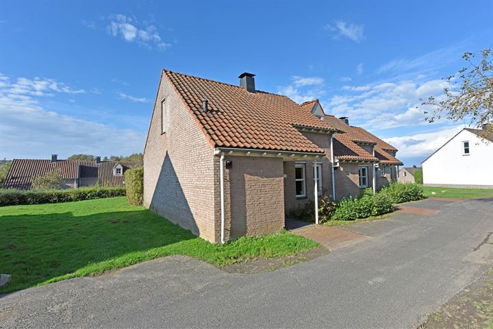 Bekijk foto 3 van Randweg 21-A092