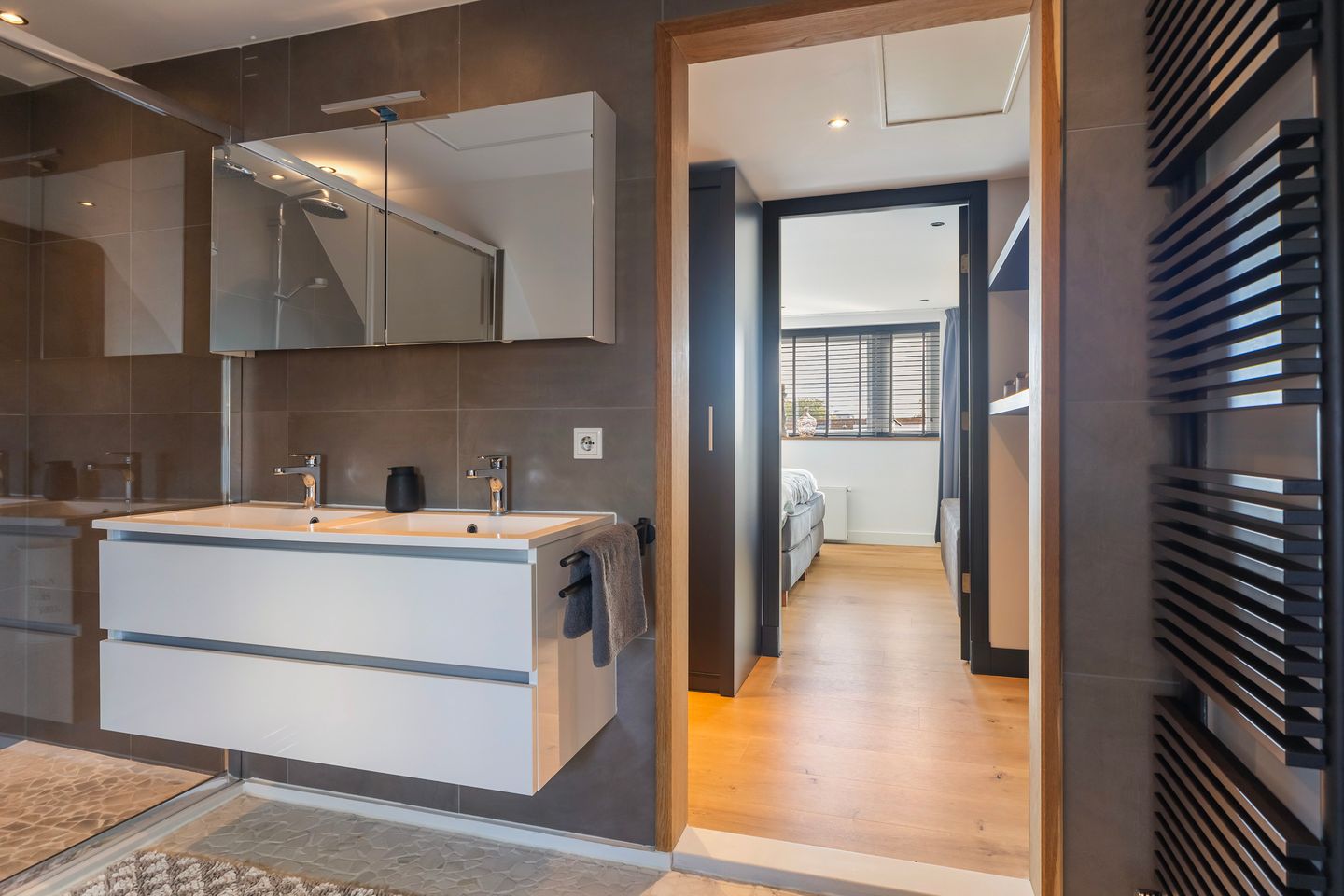 Foto 35 van Groningerstraatweg 36-C