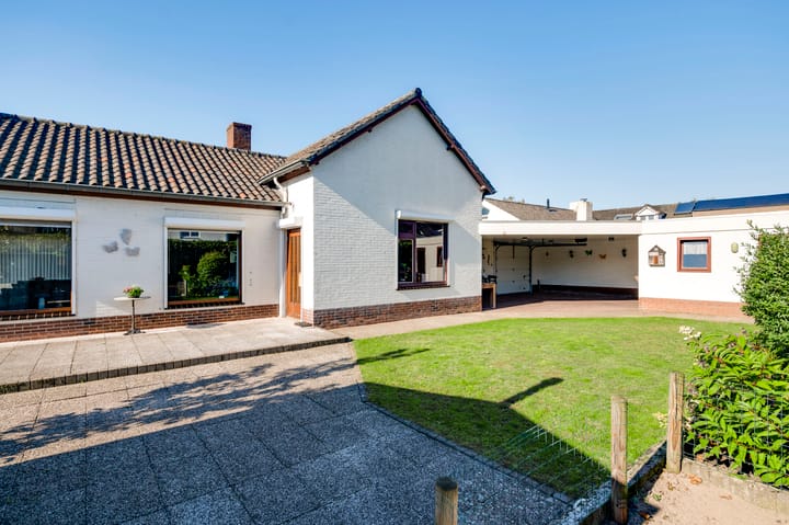 Foto 30 van Monseigneur Nolensstraat 6