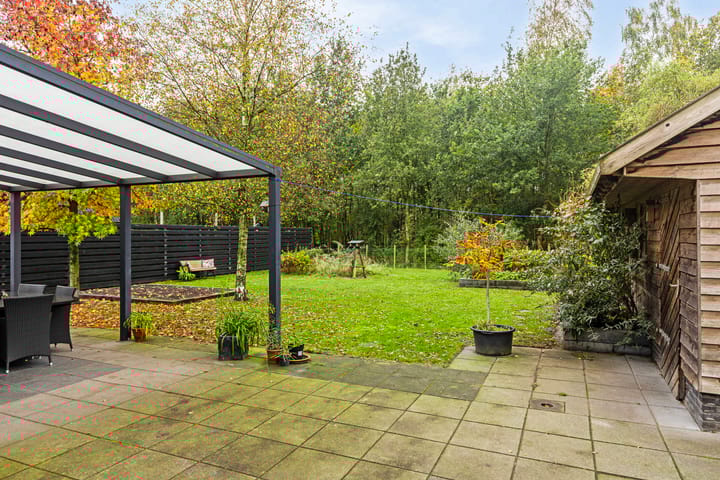 Foto 3 van Titelroas 15