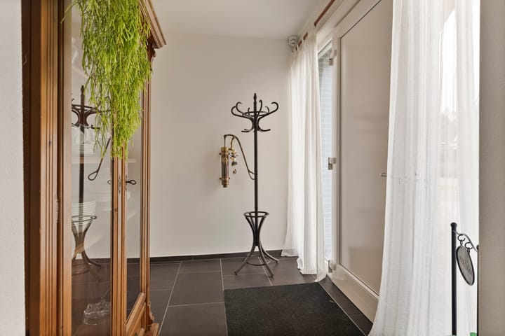 Photo 15 of Titelroas 15