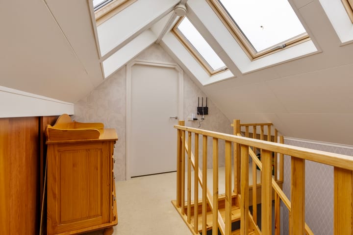 Photo 44 of Titelroas 15