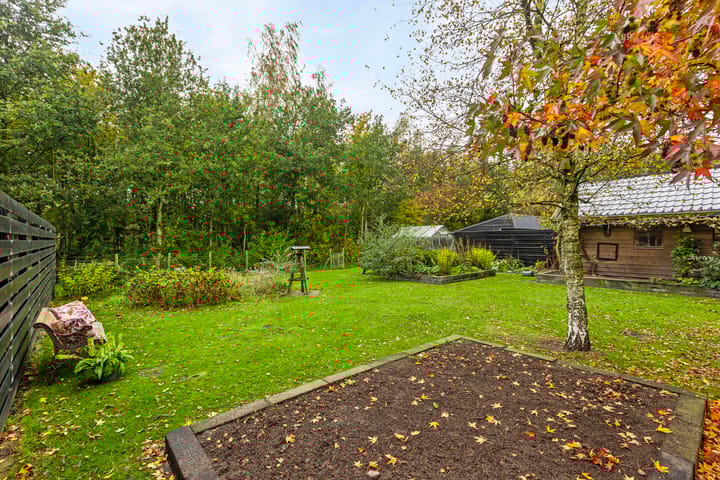 Photo 50 of Titelroas 15