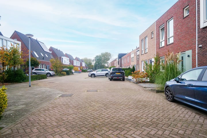 Bekijk foto 24 van Fluytstraat 33