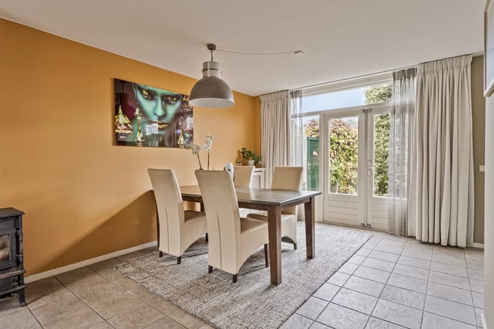 Foto 16 van Castaert 42