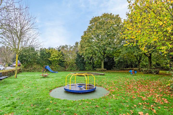 Foto 45 van Castaert 42