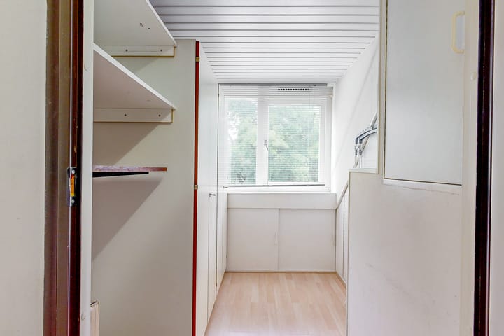 Photo 32 of Stormvogel 38