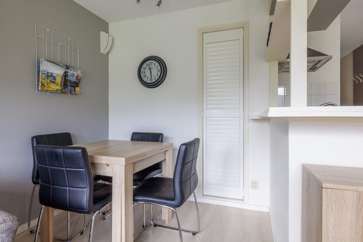 Studio te koop: Oosterhiemweg 1-111, Hollum