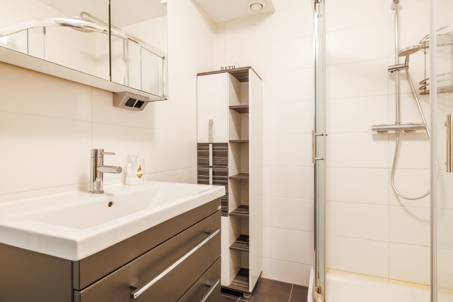 Foto 14 van Oosterhiemweg 1-111