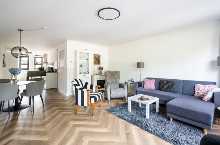 Foto 8 van Burgemeester Jhr. Quarles van Uffordlaan 559