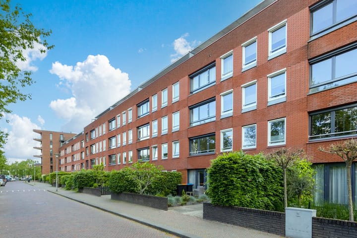 Foto 24 van Burgemeester Jhr. Quarles van Uffordlaan 559