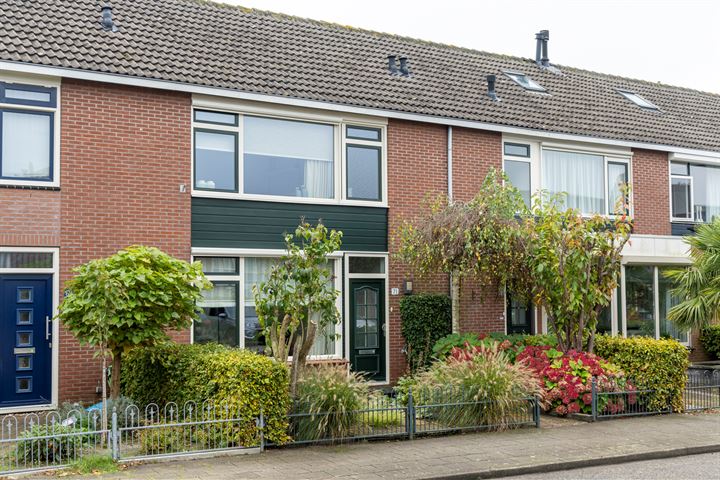 View photo 4 of IJsselstraat 71