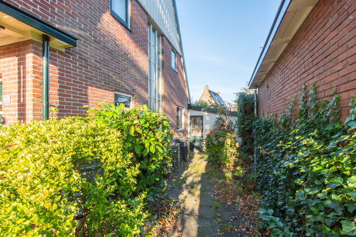 Photo 38 of Dokter van Peltlaan 23