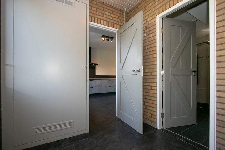 Bekijk foto 18 van Kruisstraat 53