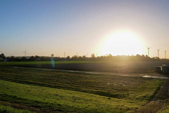 Bekijk foto 40 van Westfriesedijk 106