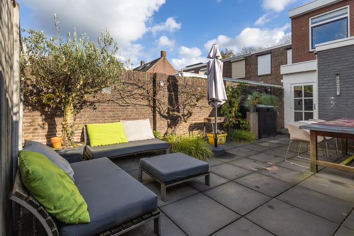 Foto 49 van Valkenierslaan 147