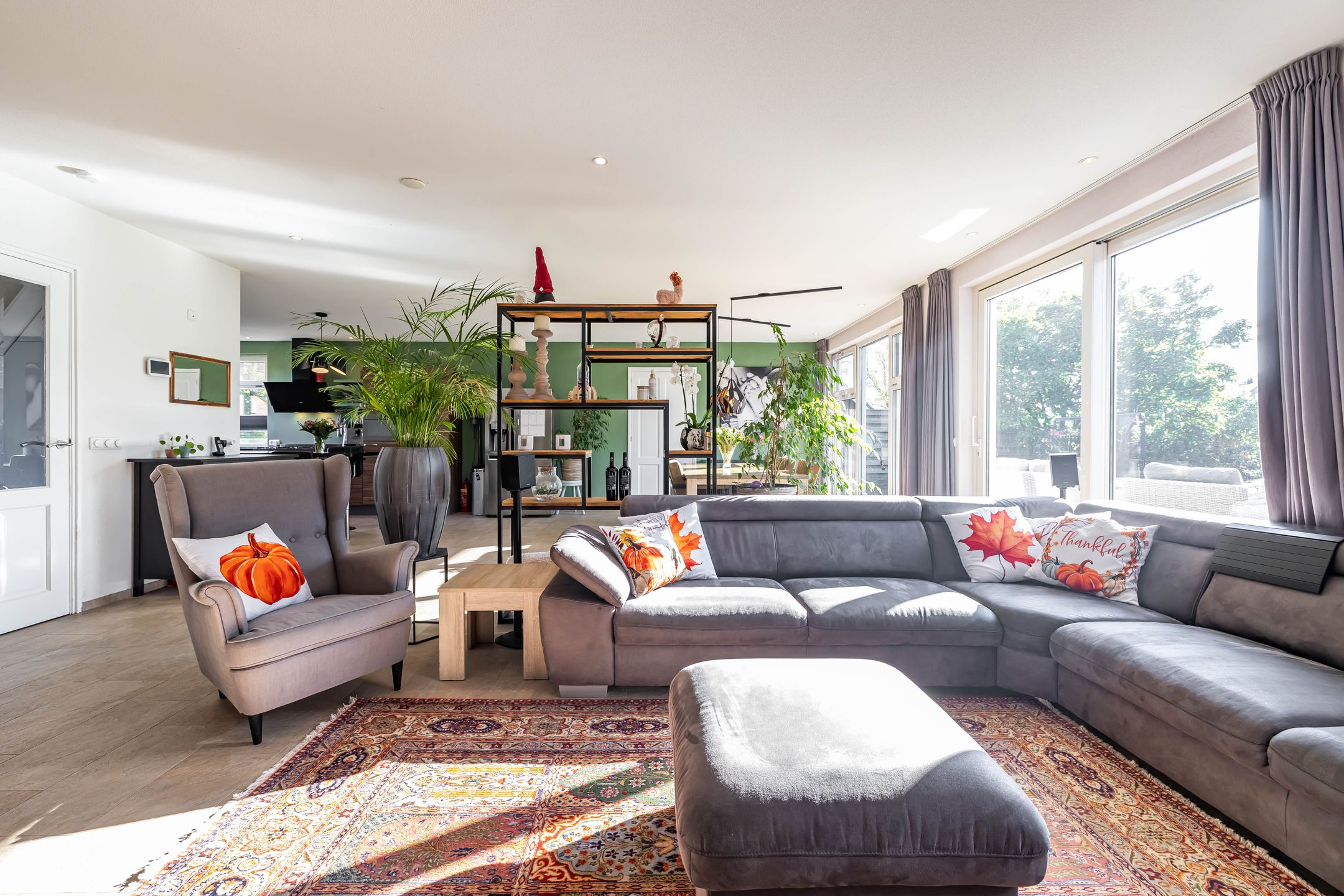 Foto 18 van Vriezerweg 6-A