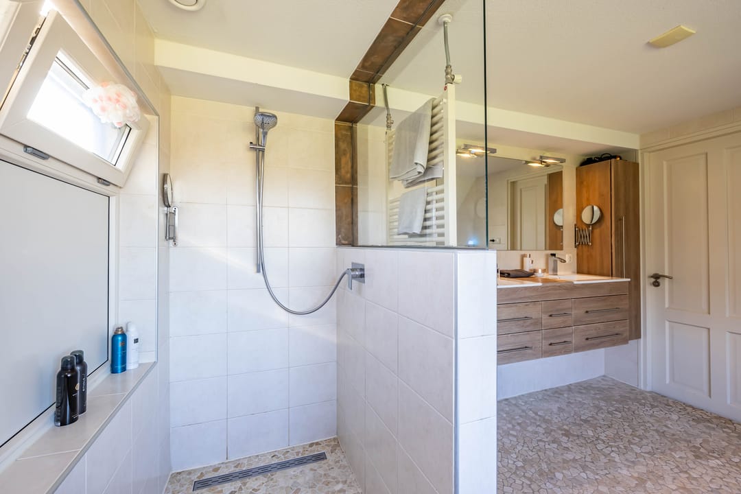 Foto 41 van Vriezerweg 6-A