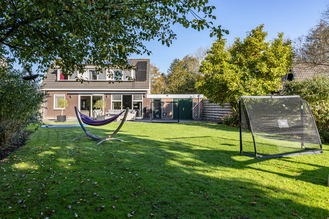 Foto 1 van Vriezerweg 6-A