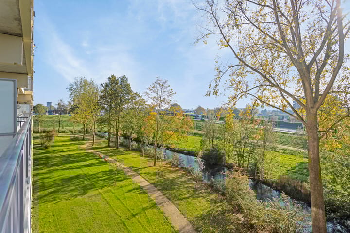 Foto 10 van Valeriusrondeel 175