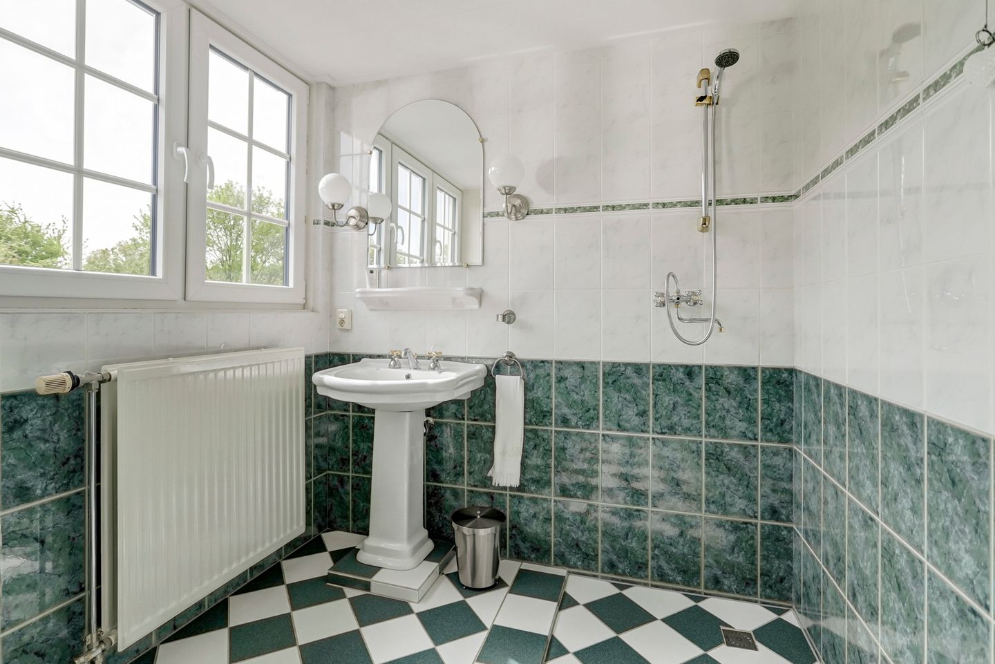 Foto 34 van Albert van Dalsumlaan 18