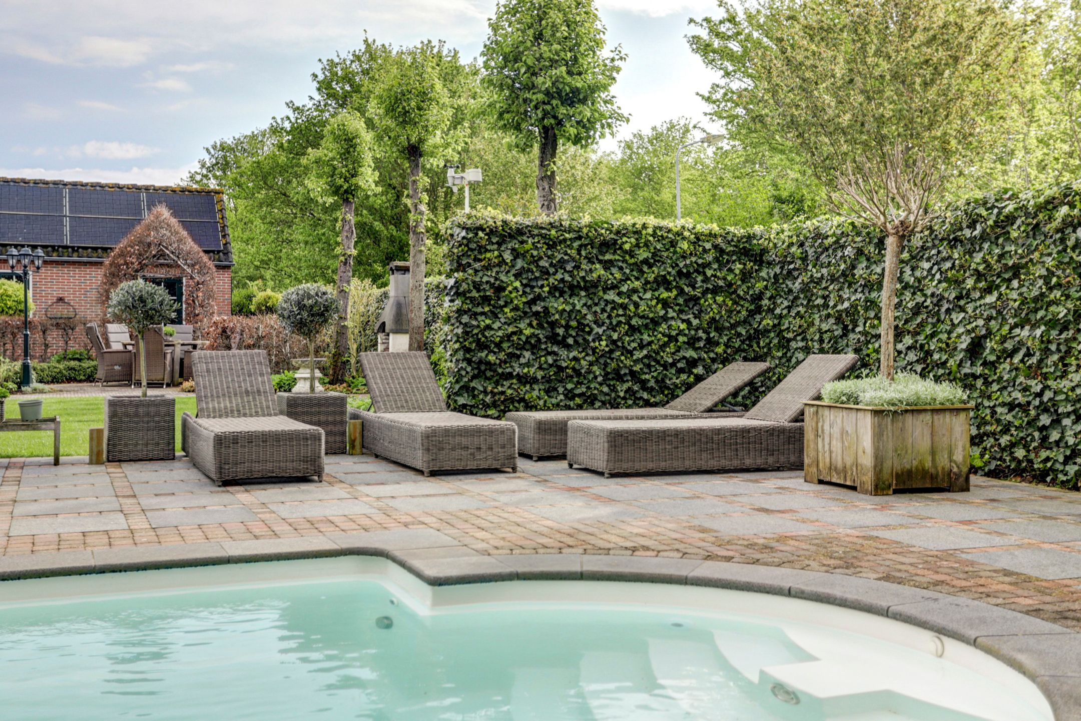 Foto 69 van Albert van Dalsumlaan 18