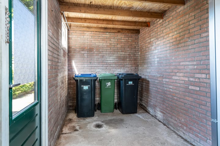 Foto 13 van Meester de Vriesstraat 38