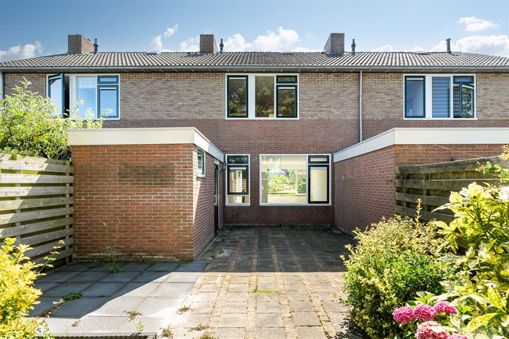 View photo 25 of Meester de Vriesstraat 38