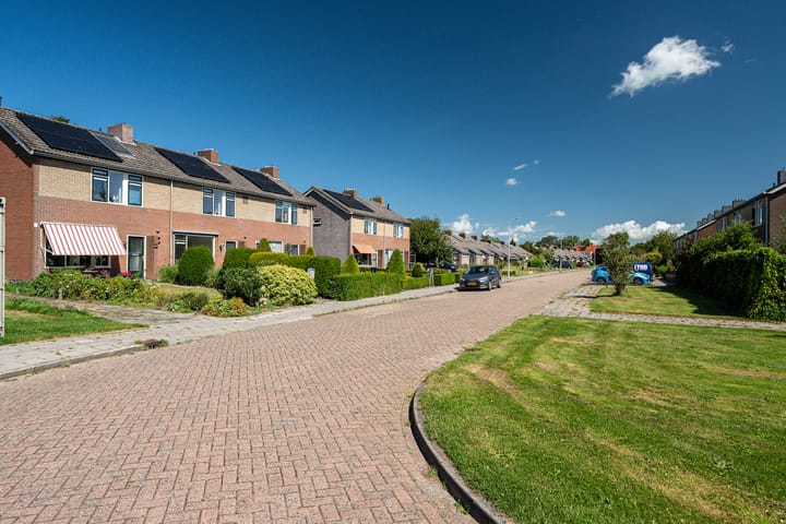 Foto 30 van Meester de Vriesstraat 38