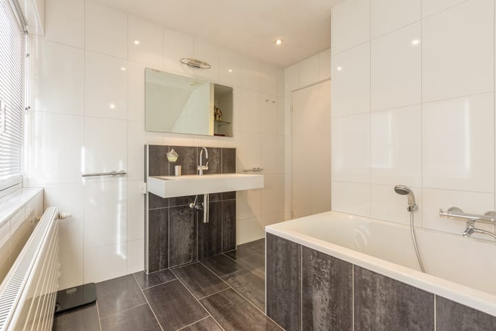 Foto 32 van Wielstraat 19