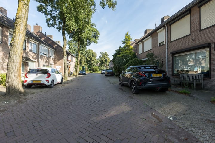 Foto 23 van Leibeemd 76