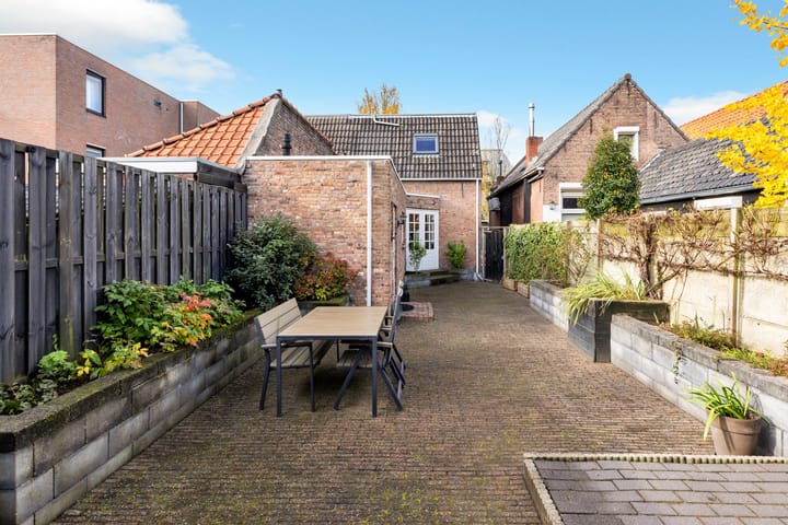 Foto 5 van Emmastraat 74