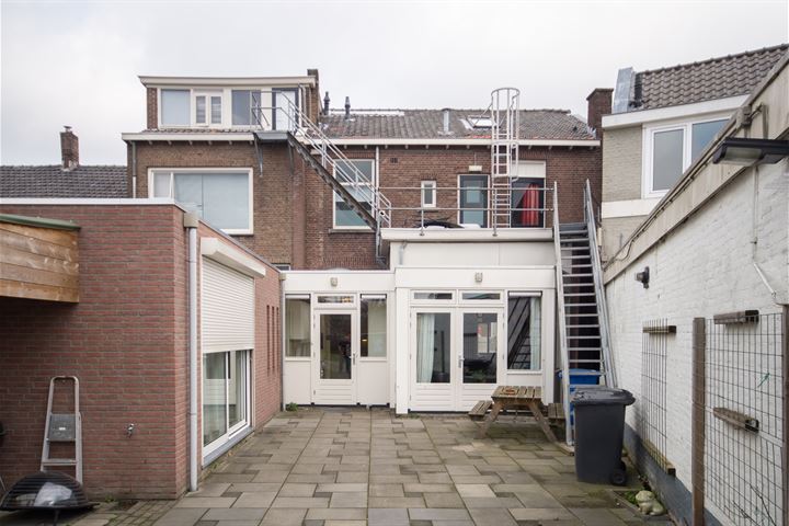 Bekijk foto 60 van Kwaadeindstraat 2