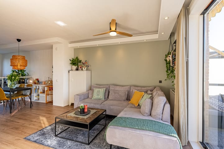 Foto 16 van Johan de Wittstraat 222