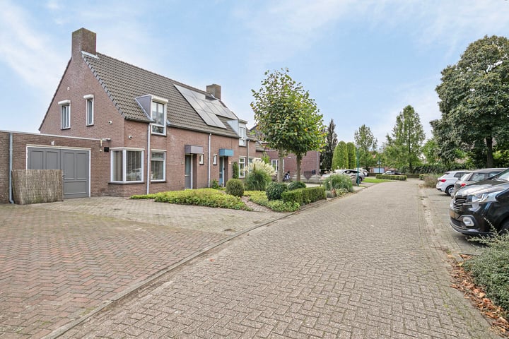 Bekijk foto 5 van van Rummenstraat 25