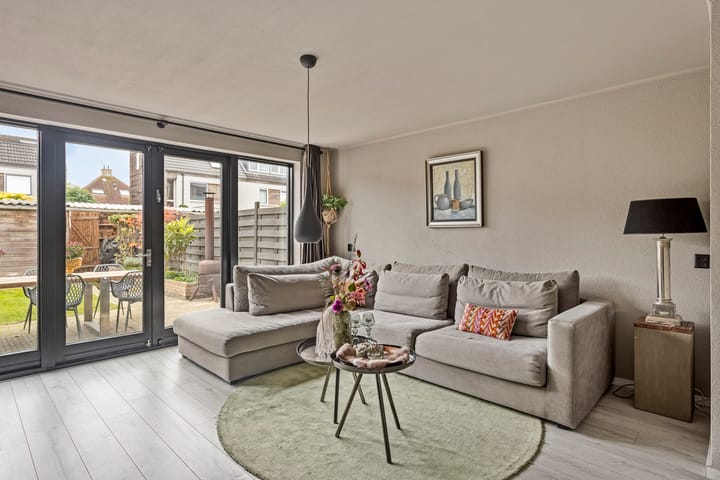 Foto 9 van Robert de Vriesstraat 48