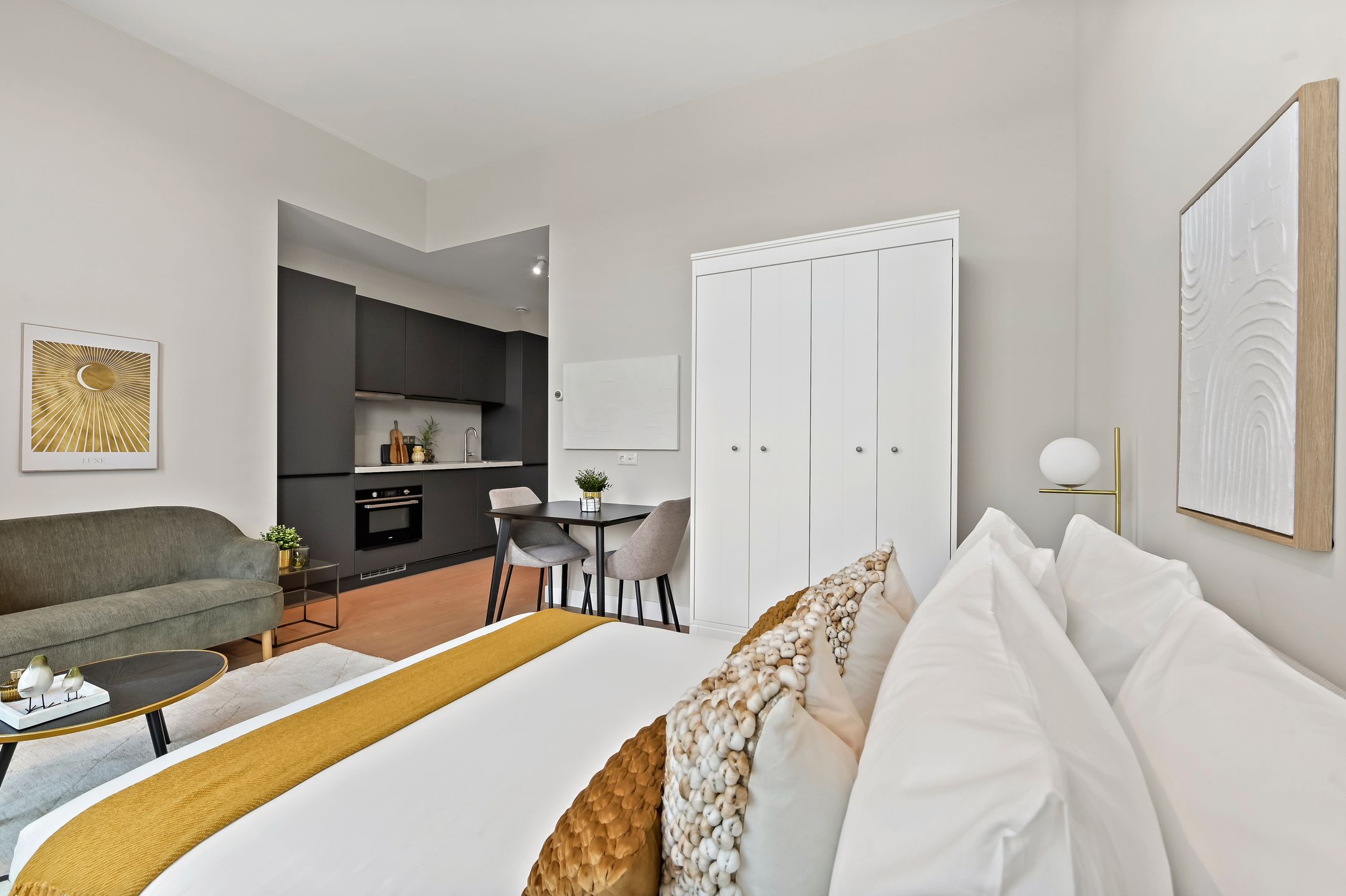 Foto 24 van Raamweg 16-F