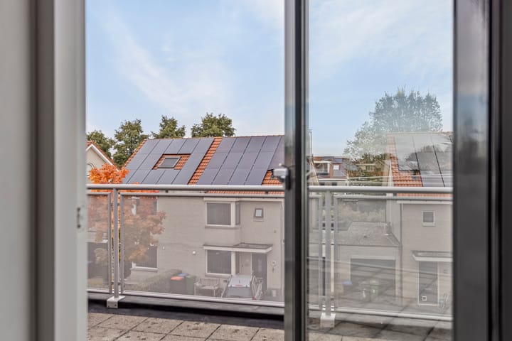 Foto 31 van Robert de Vriesstraat 48