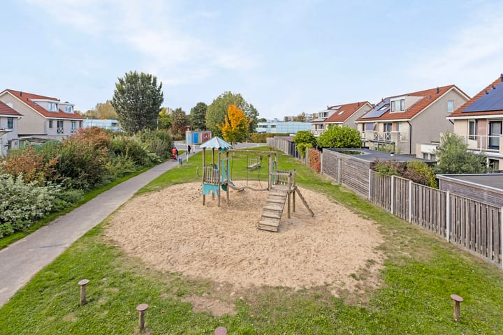 Foto 51 van Robert de Vriesstraat 48