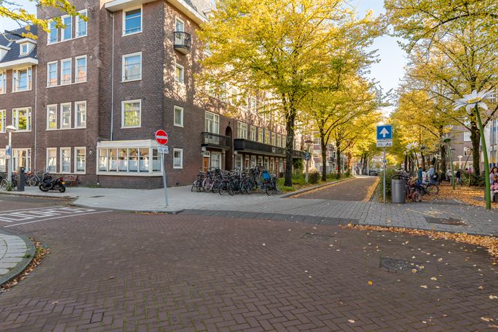 Bekijk foto 34 van Niersstraat 30-3