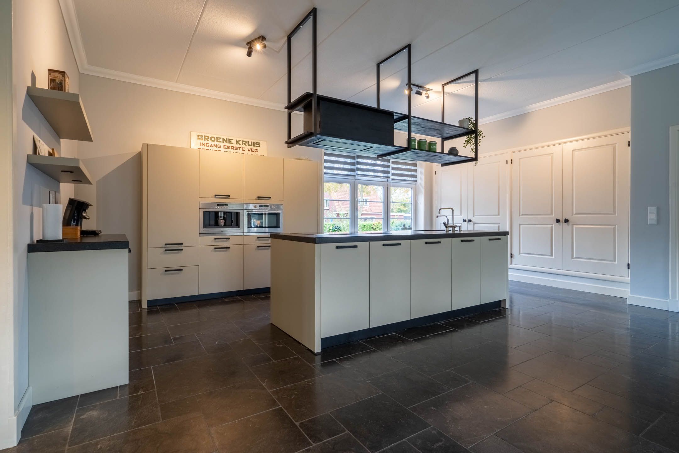 Foto 18 van Hoofdweg 185