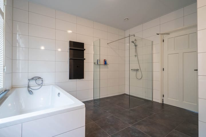 Foto 26 van Hoofdweg 185