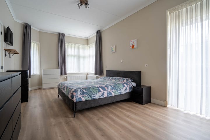 Foto 28 van Hoofdweg 185