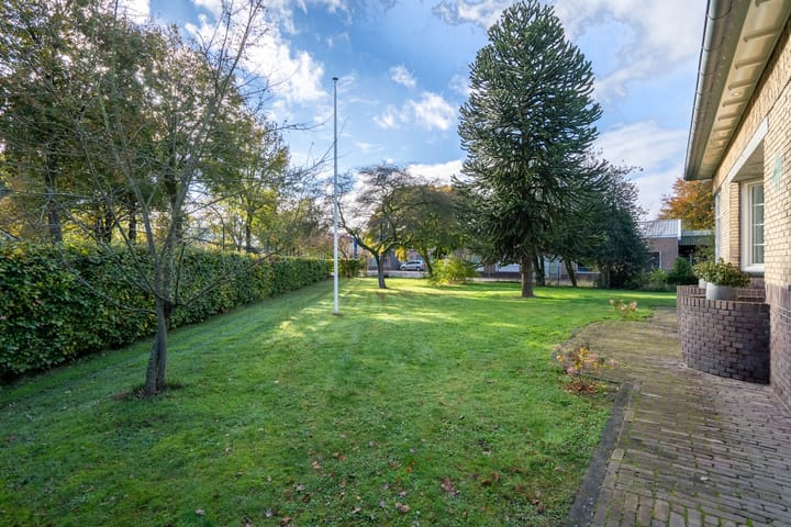 Foto 40 van Hoofdweg 185