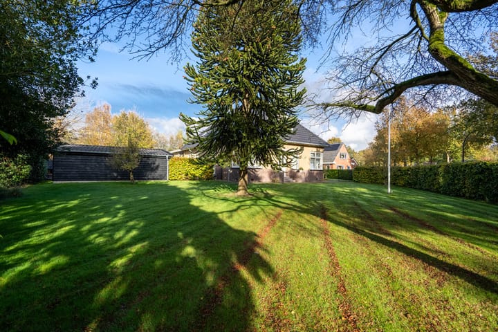 Foto 42 van Hoofdweg 185