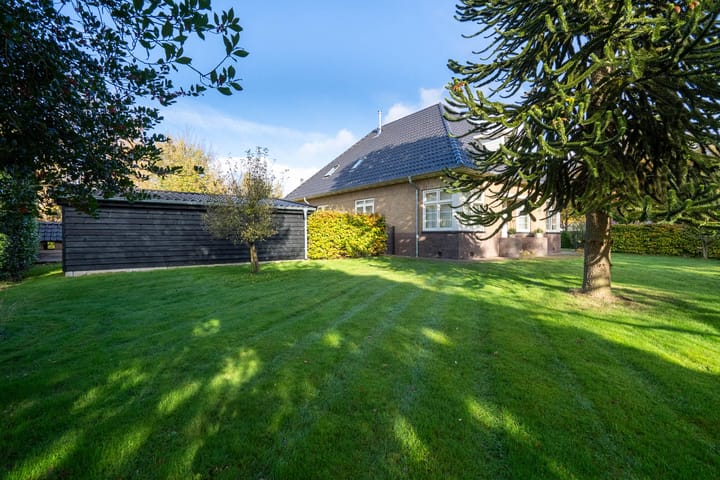 Foto 43 van Hoofdweg 185