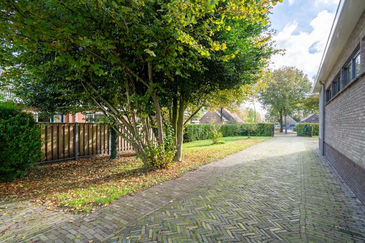 Foto 56 van Hoofdweg 185