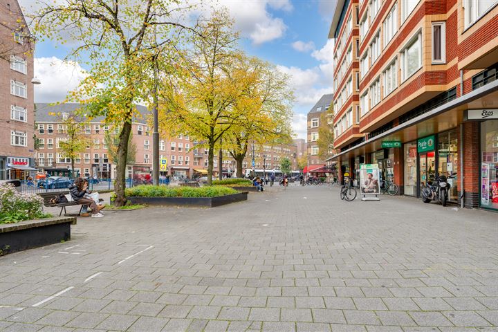 View photo 32 of Gerrit van der Veenstraat 50-1