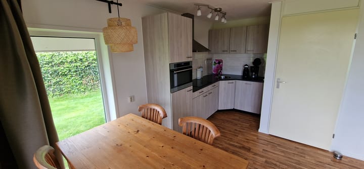 Photo 17 of Oosteinde 12-27