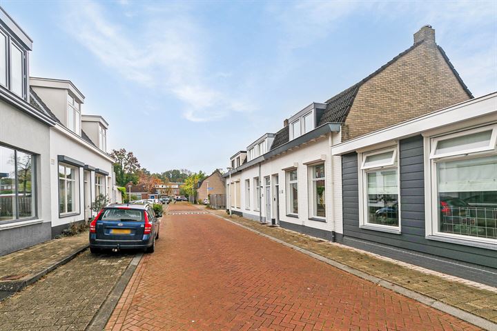 Bekijk foto 5 van Rozenstraat 22